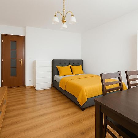 Ferienwohnung Stilo Dom Legnicka Breslau Exterior foto